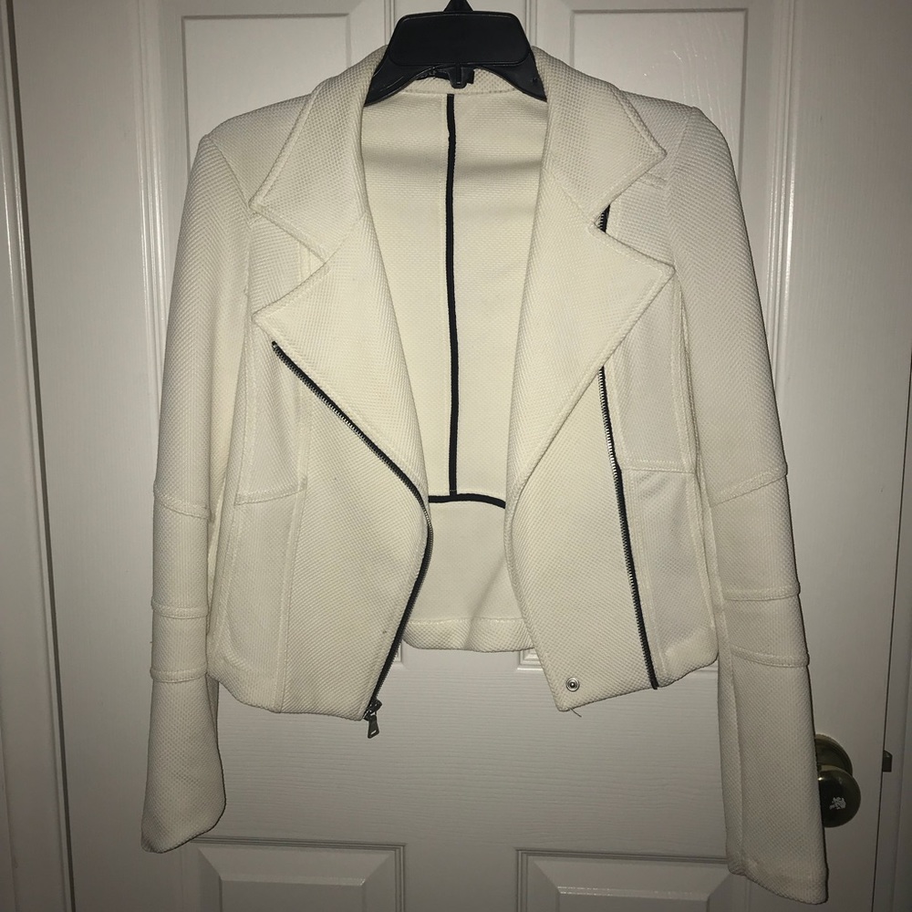 Sporty Fitted jacket